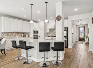 8720 Landergin Mesa Dr, Fort Worth, TX 76131