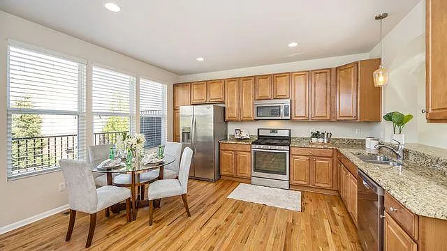 44613 Ellery Ln — Photo 6