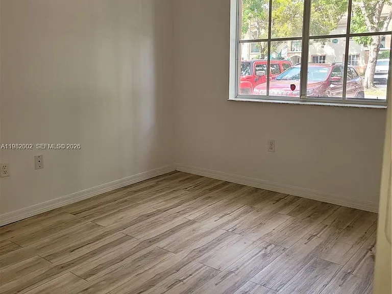 2921 SE 13th Ave #106-48 — Photo 14