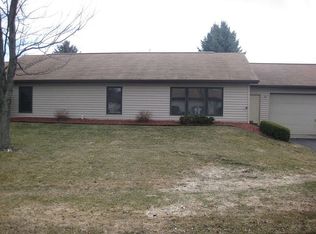 400 Willow Bnd, Auburn, MI
