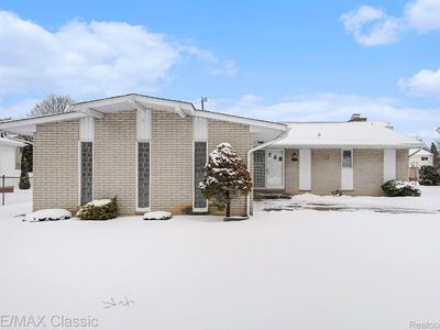 18746 Westbrook Dr, Livonia, MI, 48152