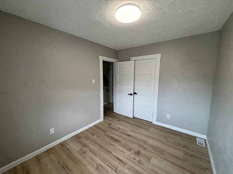 444 Ohio Ave — Photo 9