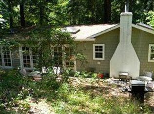 10885 Oak Ave, Forestville, CA 95436