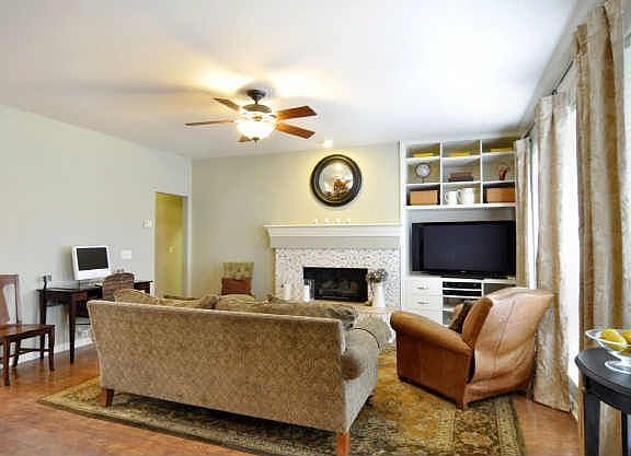 5th image of 8410 Presidio Dr