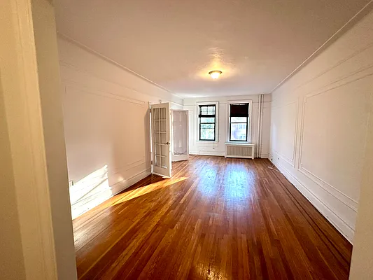 Rented by LRGNY Group, Inc. | media 1
