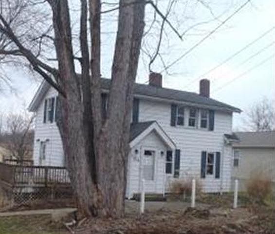 2nd image of 208 Stratford Ave