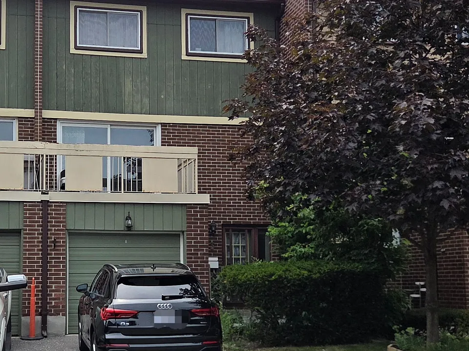 30 Chichester Pl #3