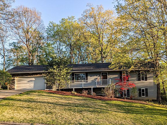 2nd image of 6163 Lakota Dr