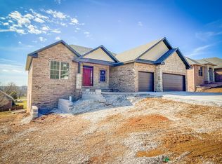 1612 W Gaslight Dr, Springfield, MO 65810