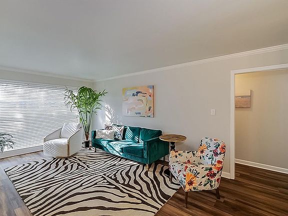 5th image of 3386-3388 Moundview Ct