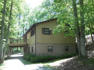 551 Browns Mountain Rd, Scaly Mountain, NC 28775