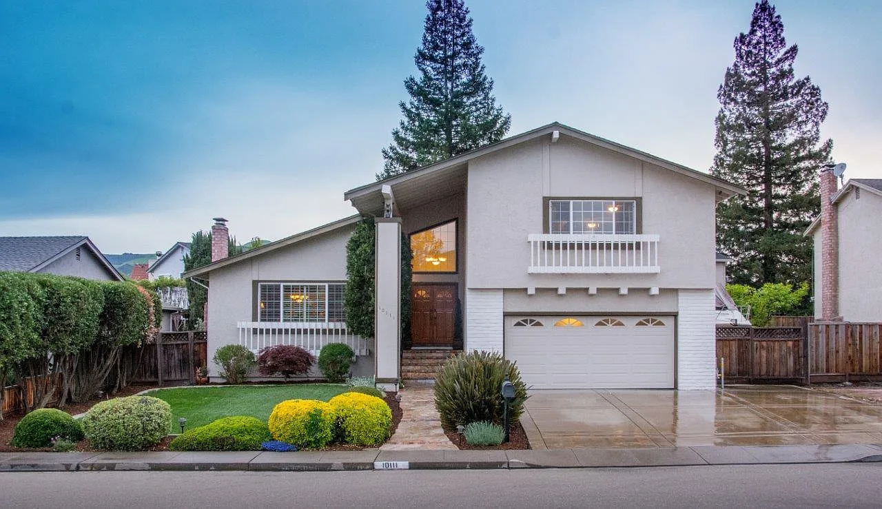 10111 Colima Ave photo 1