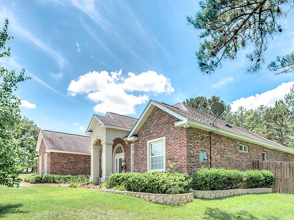 3rd image of 2301 Upland Way