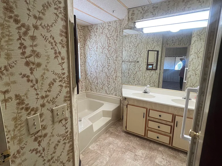 43749 Mable Ct — Photo 10