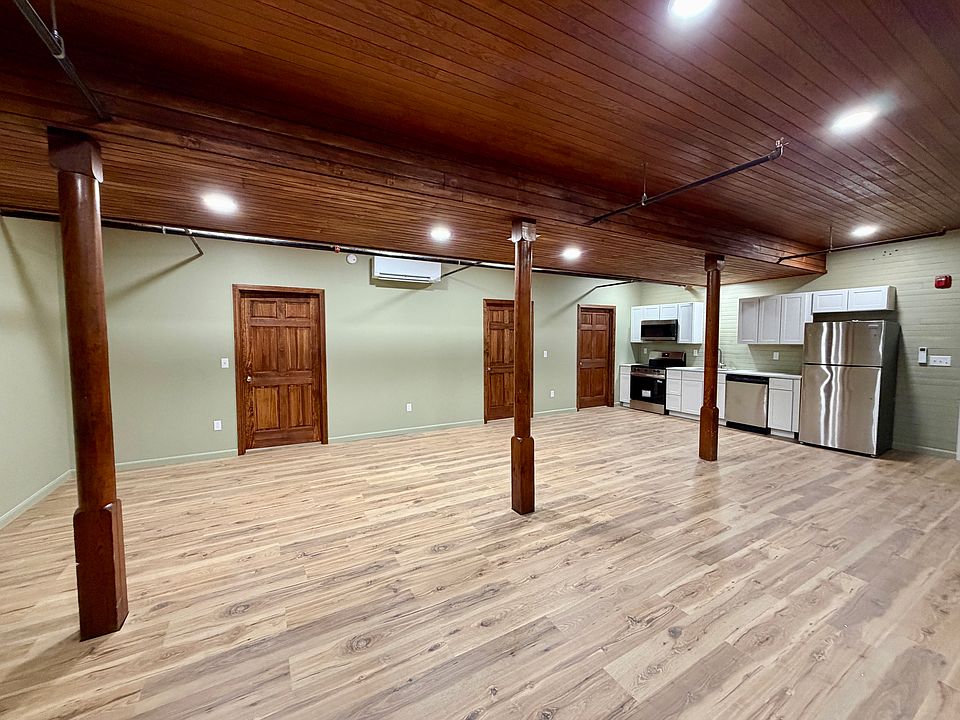 1st image of 12 Church Rd #1