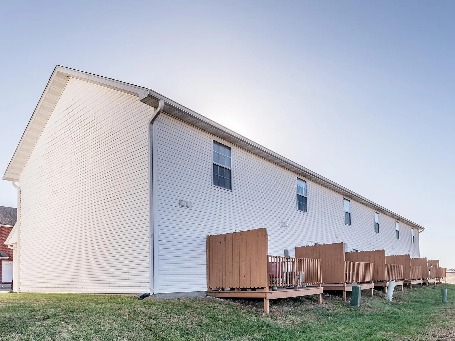 Crown Pointe — Photo 2