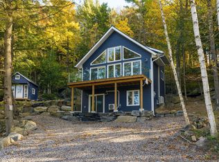 1361 Rosseau Lake 2 Rd, Muskoka Lakes, ON P0B 1J0