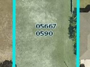2301 NE 34th Ln, Cape Coral, FL 33909