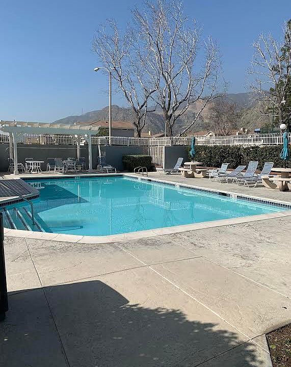 1st image of 1722 Crystal Canyon Dr #28