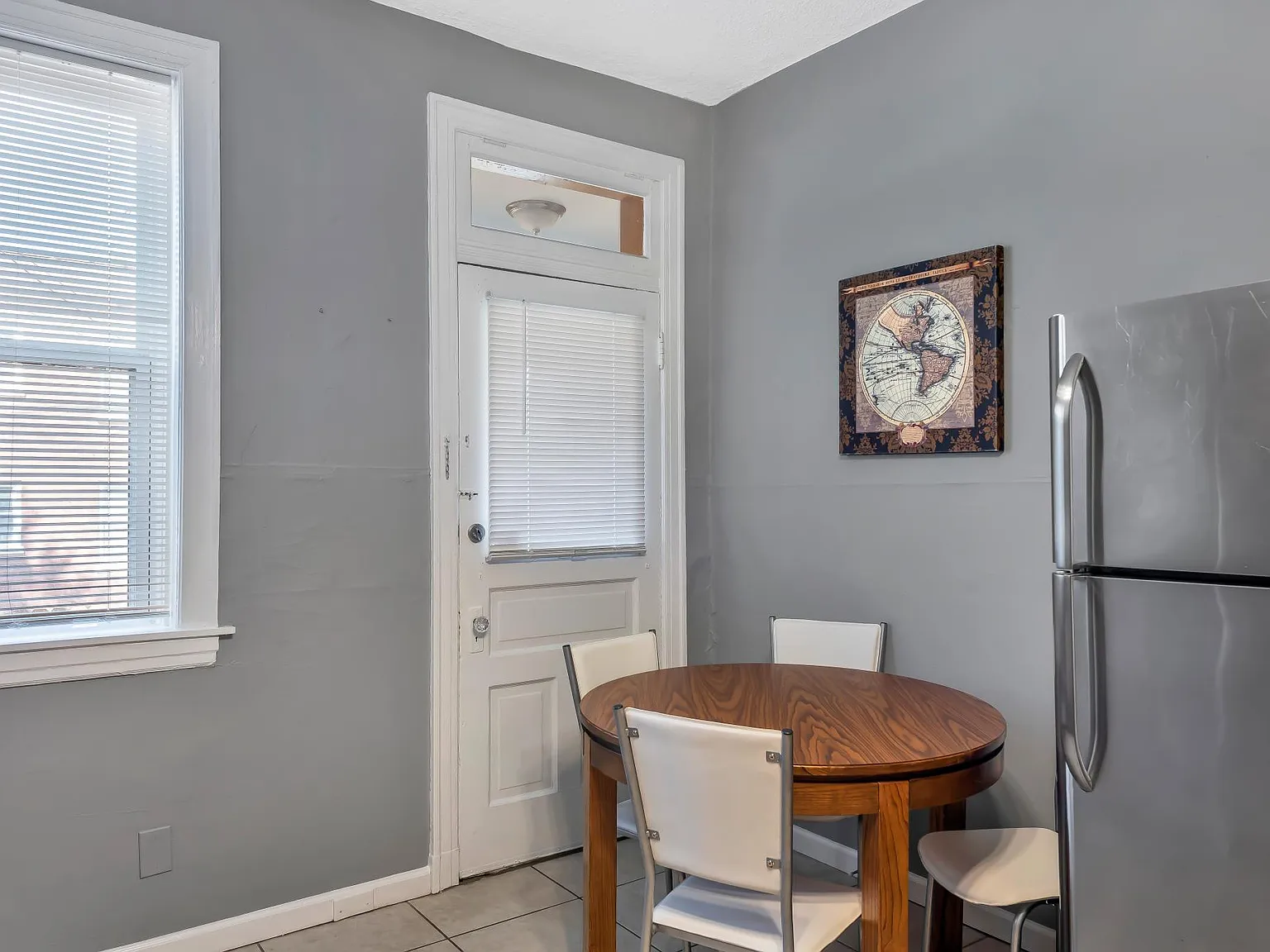 2 bed, 1200 sqft, $1,250 — Photo 4