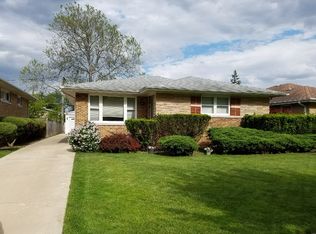 1013 Meadowcrest Rd, La Grange Park, IL 60526
