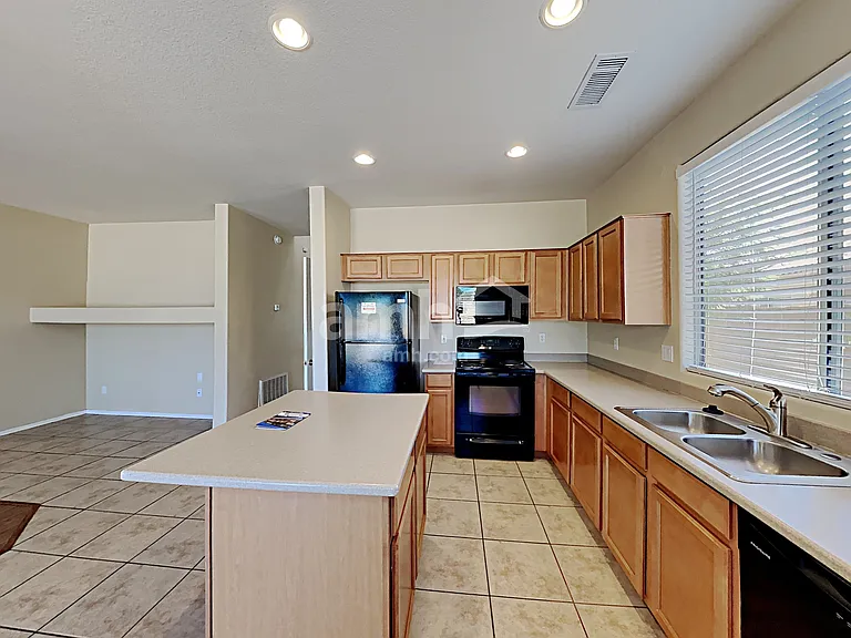 17514 W Ocotillo Ave — Photo 3