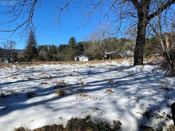 3rd image of 661 & 00 Hwy 107 S