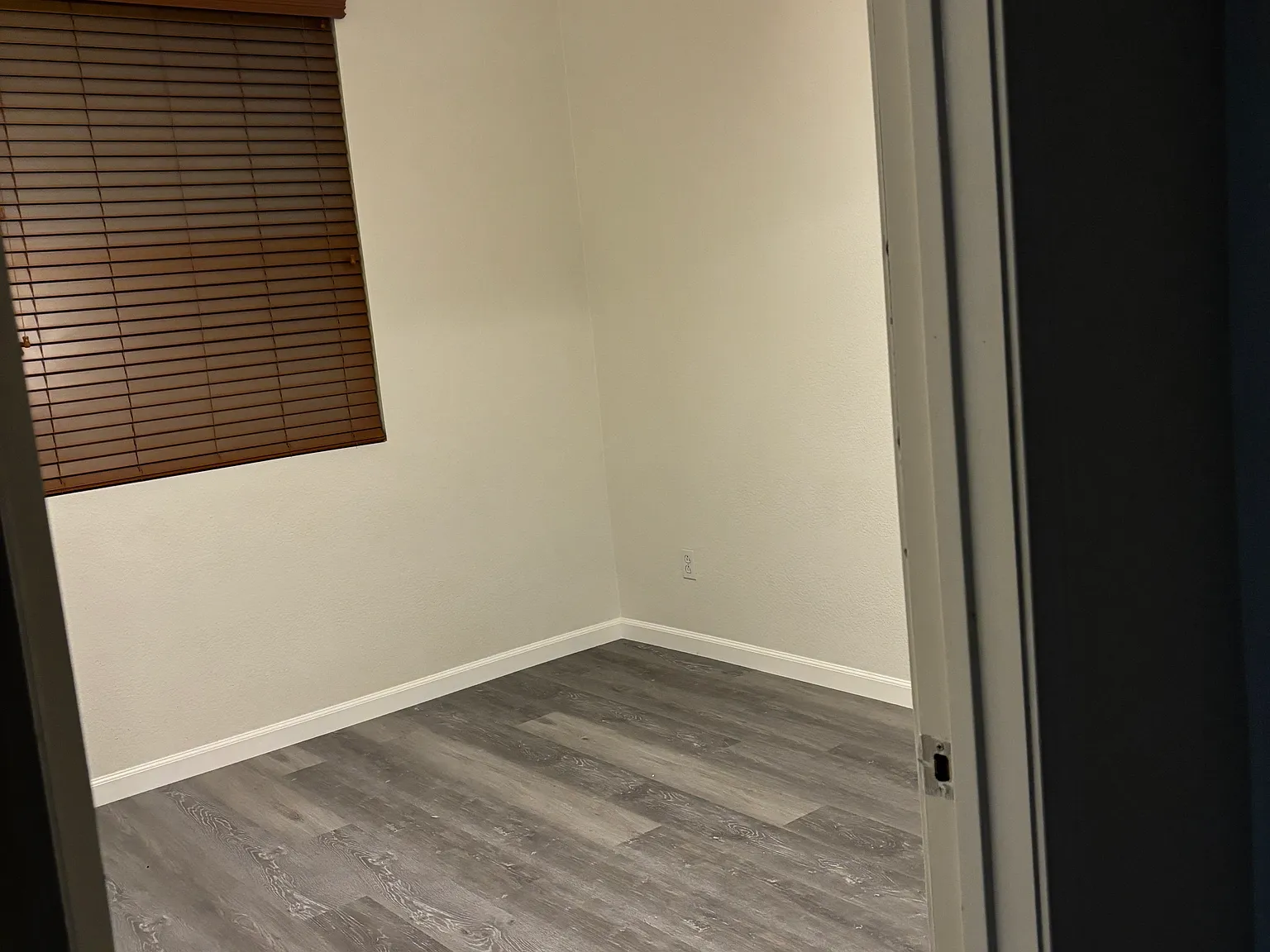 5 bed, 2133 sqft, $800 — Photo 4