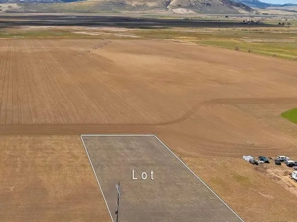 7985 N 2400 W, Smithfield, UT 84335