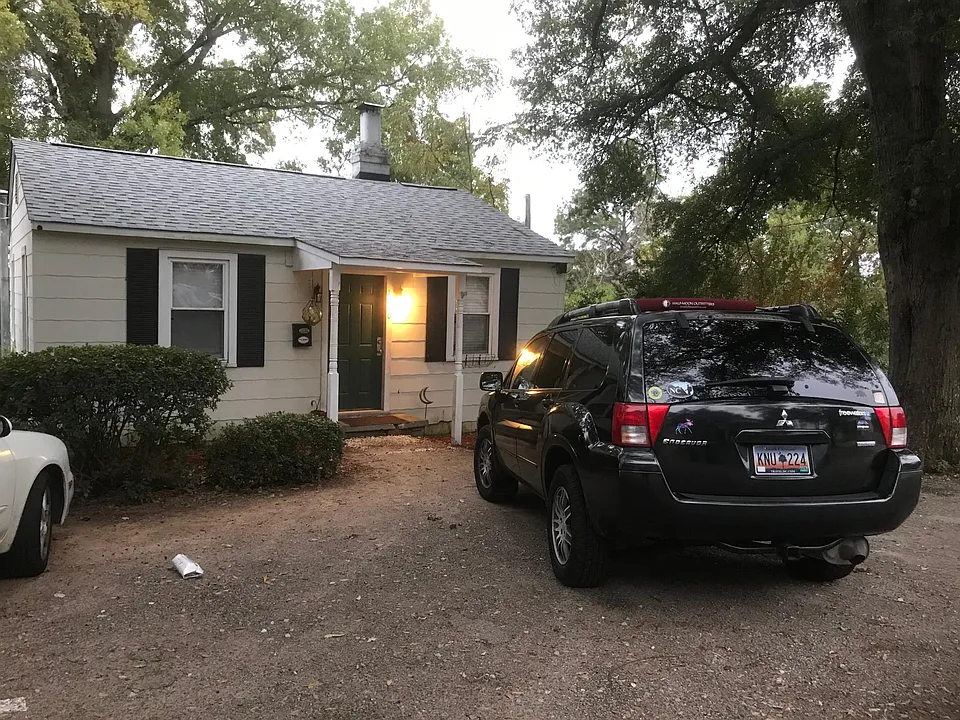1900 Oceola St
