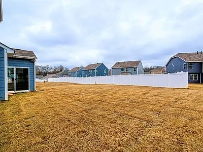 515 Daisy Hill Ln — Photo 10