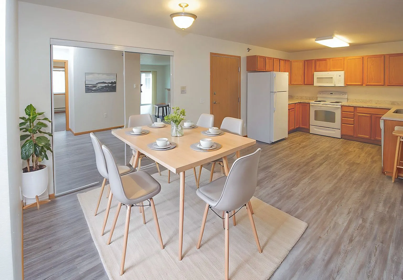 Calico Apartments — Photo 4