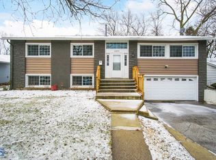 2809 Knollwood Pl, Hazel Crest, IL 60429