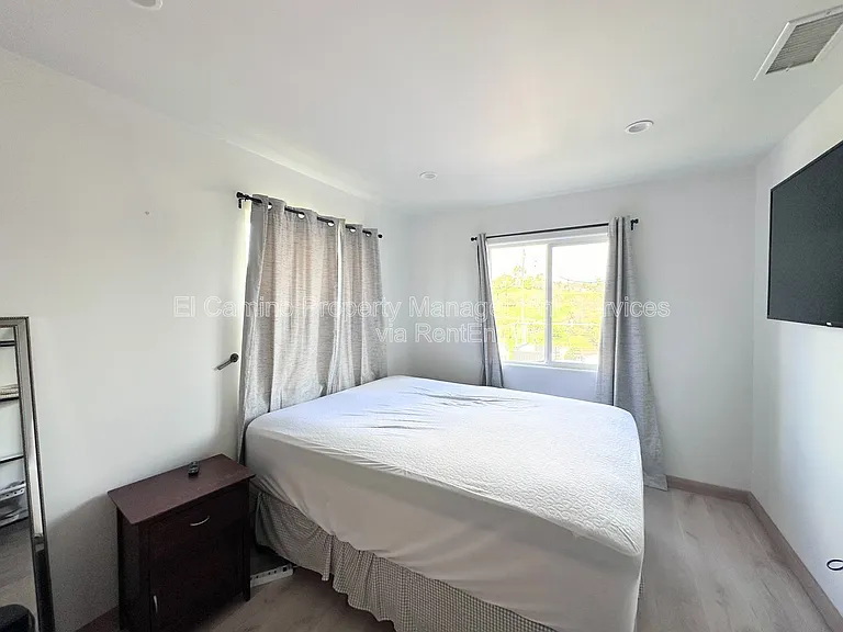 4133 Raynol St — Photo 9