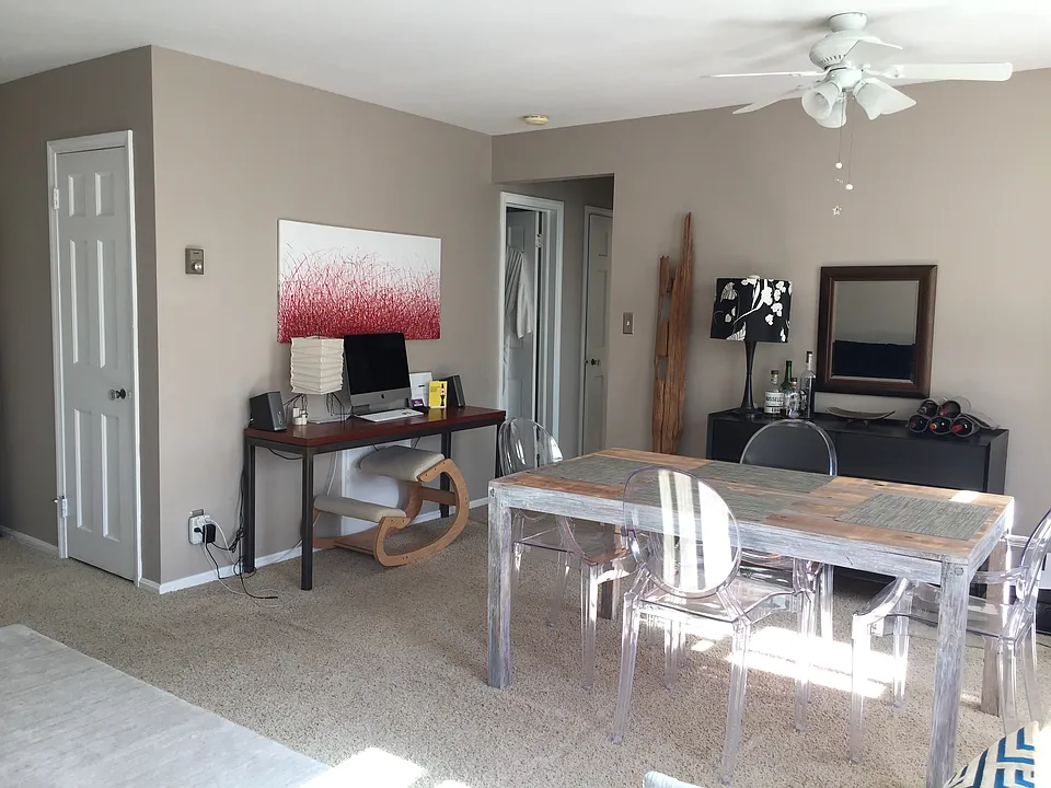 13821 Cedar Rd