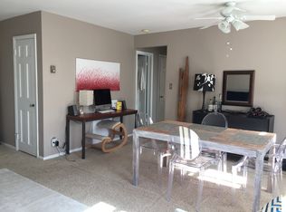 13821 Cedar Rd, Cleveland, OH 44118