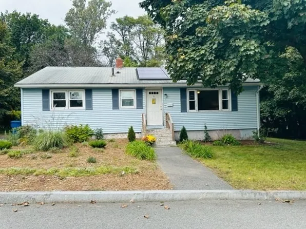 11 E Platt St, Lawrence, MA 01841