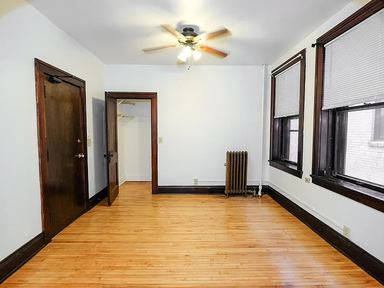 Dayton Apartments — Photo 8