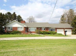 2499 Eureka Rd, Eureka, IL 61530