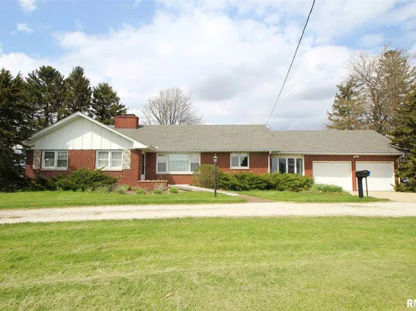 2499 Eureka Rd, Eureka, IL 61530