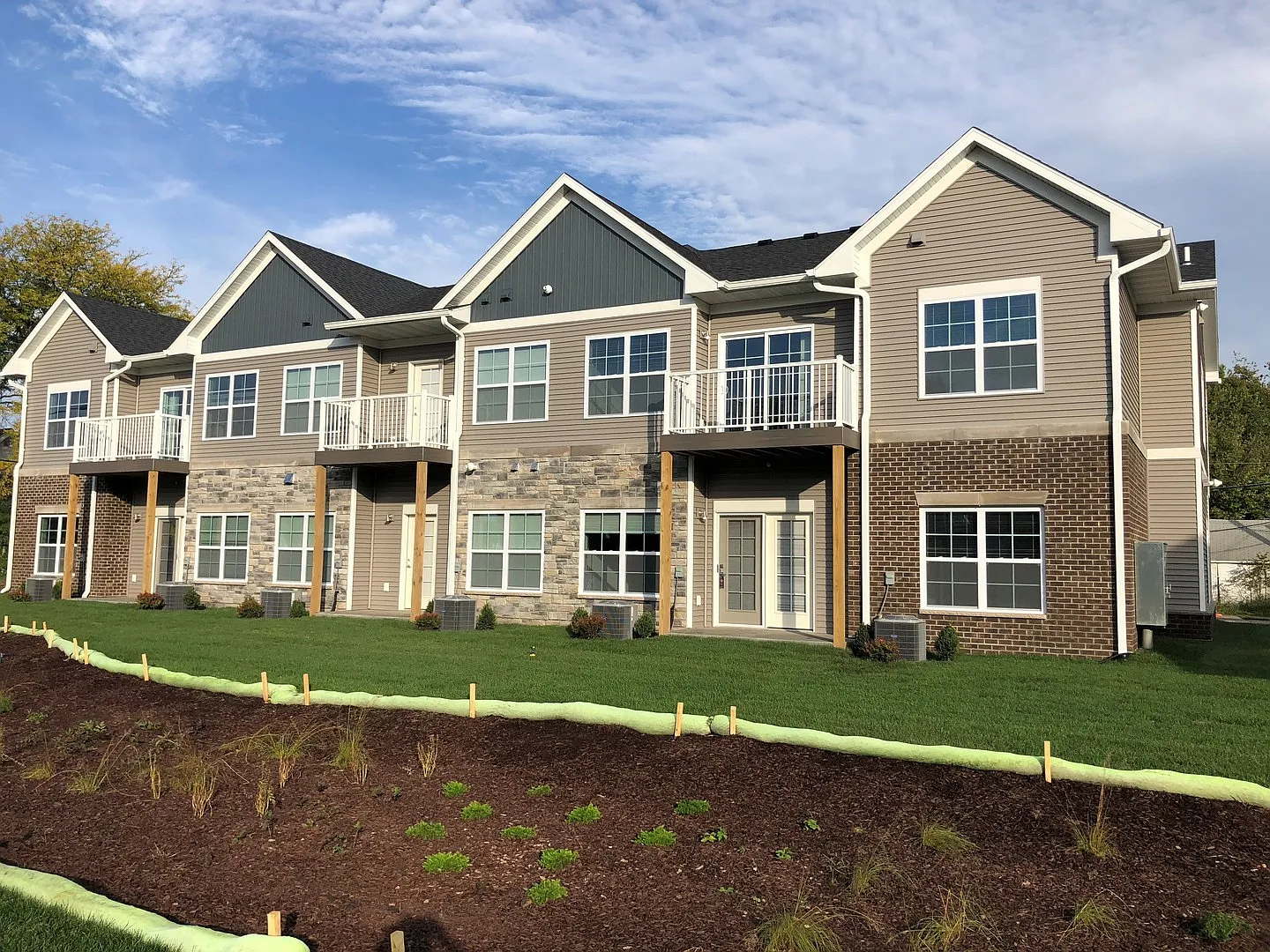 6th Street Commons | Spacious 2 Bedroom Apartment in Cedar Rapids — Photo 3