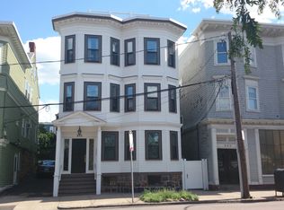 925 E Broadway, South Boston, MA 02127