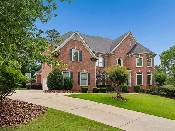 725 Pine Leaf Ct, Johns Creek, GA 30022