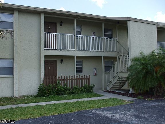 2nd image of 723 SE 10th St APT 5