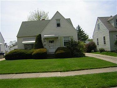 2nd image of 400 E 330th St