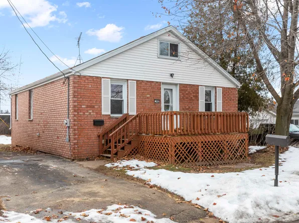 460 Monroe St, Oconto Falls, WI 54154