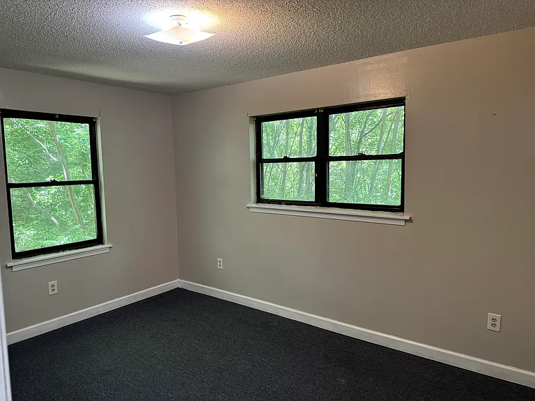 45 Vera Dr #12 — Photo 7
