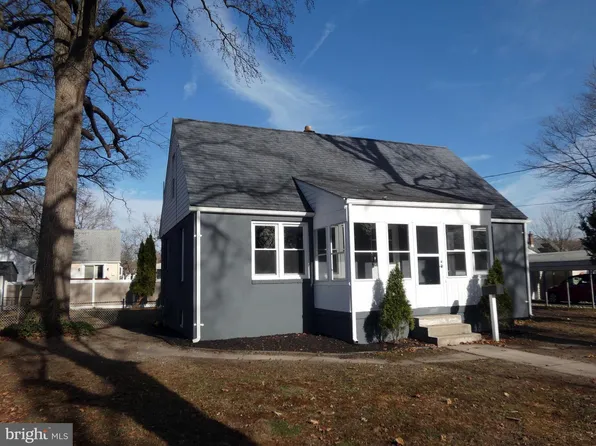 411 Manor Ave, Carneys Pt, NJ 08069