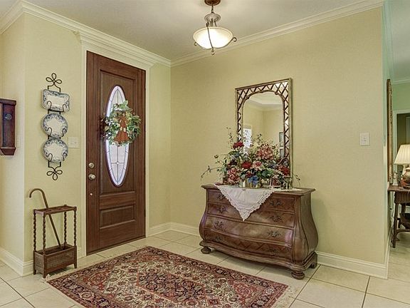 5th image of 201 Lakeview Ln