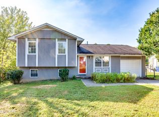 105 Tracy Ln, Oak Ridge, TN 37830